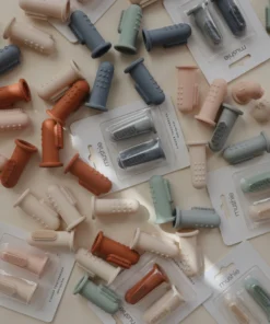 Mushie Bath Goods Tradewinds + Stone Finger Toothbrush