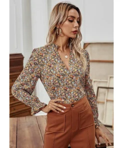 J+j Beige Floral Print Blouse