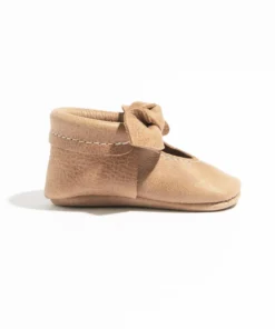 Freshly Picked Weathered Brown Knotted Bow Moccasins