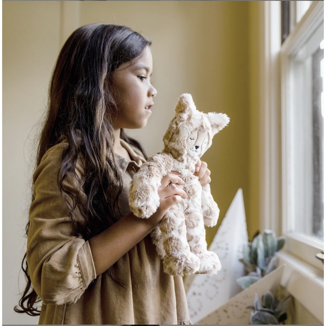 Slumberkins Spotted Beige Lynx Snuggler - Self Expression Collection Books + Puzzles 8 Slumberkins Spotted Beige Lynx Snuggler - Self Expression Collection Books + Puzzles